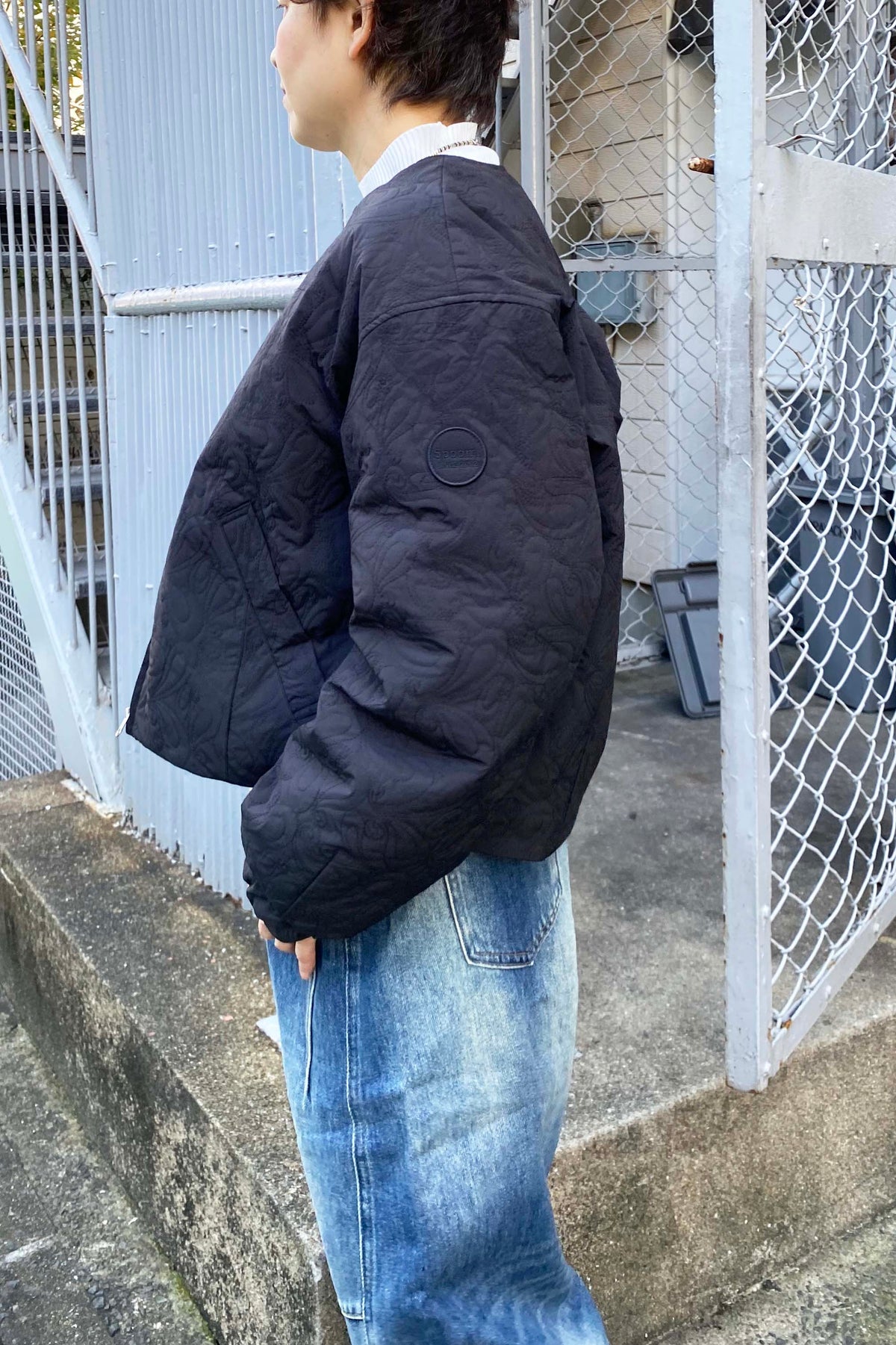 刺繍ダウンジャケット