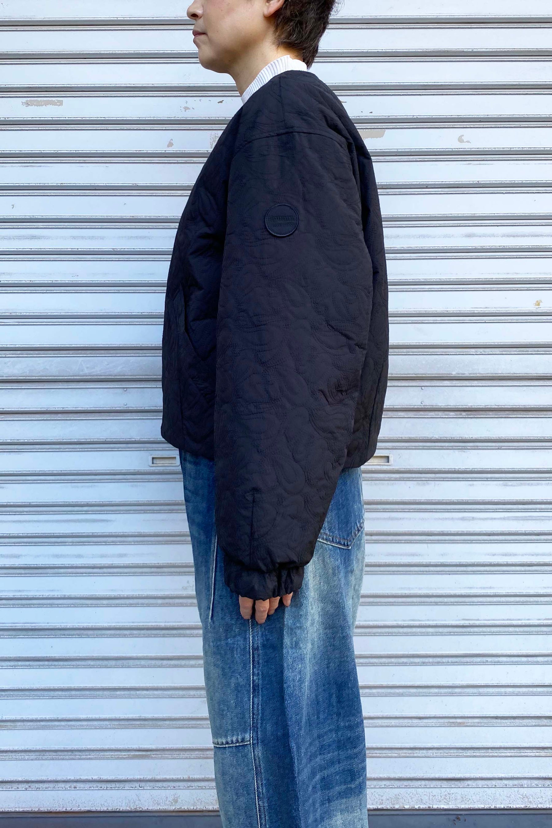 刺繍ダウンジャケット