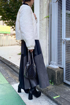 刺繍ダウンジャケット