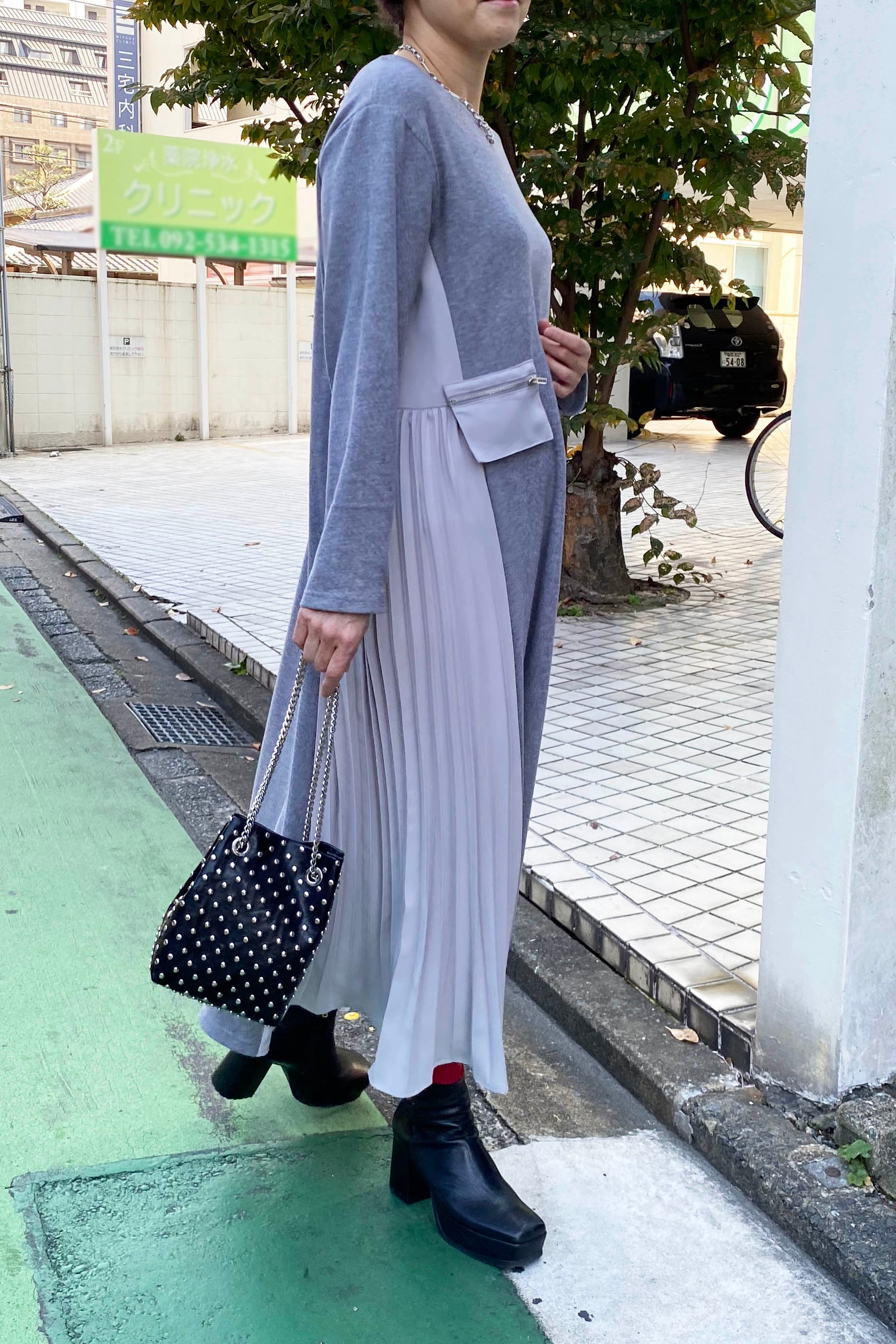 サイドプリーツ切替カットソーワンピース