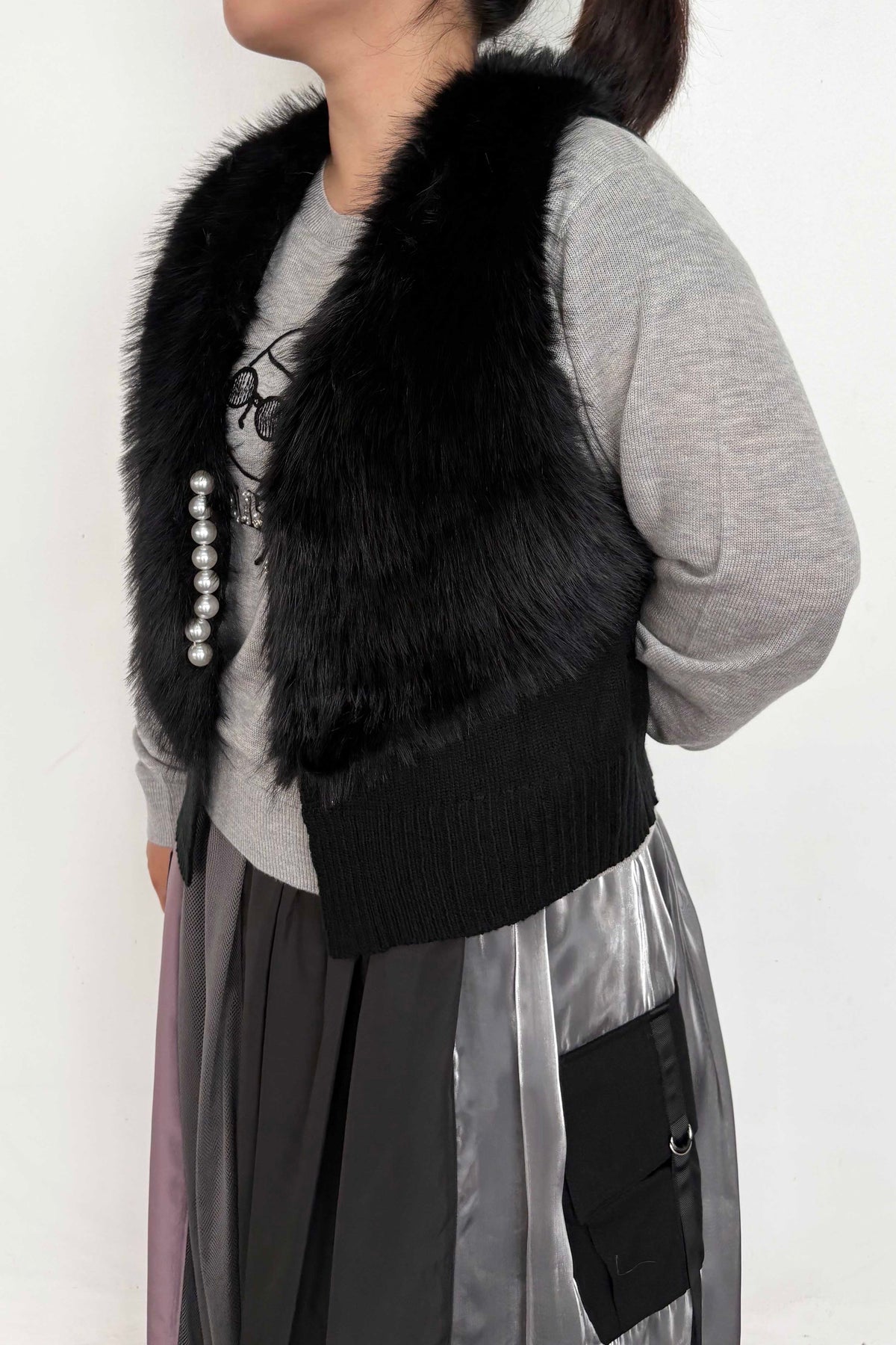 フェイクファーベスト