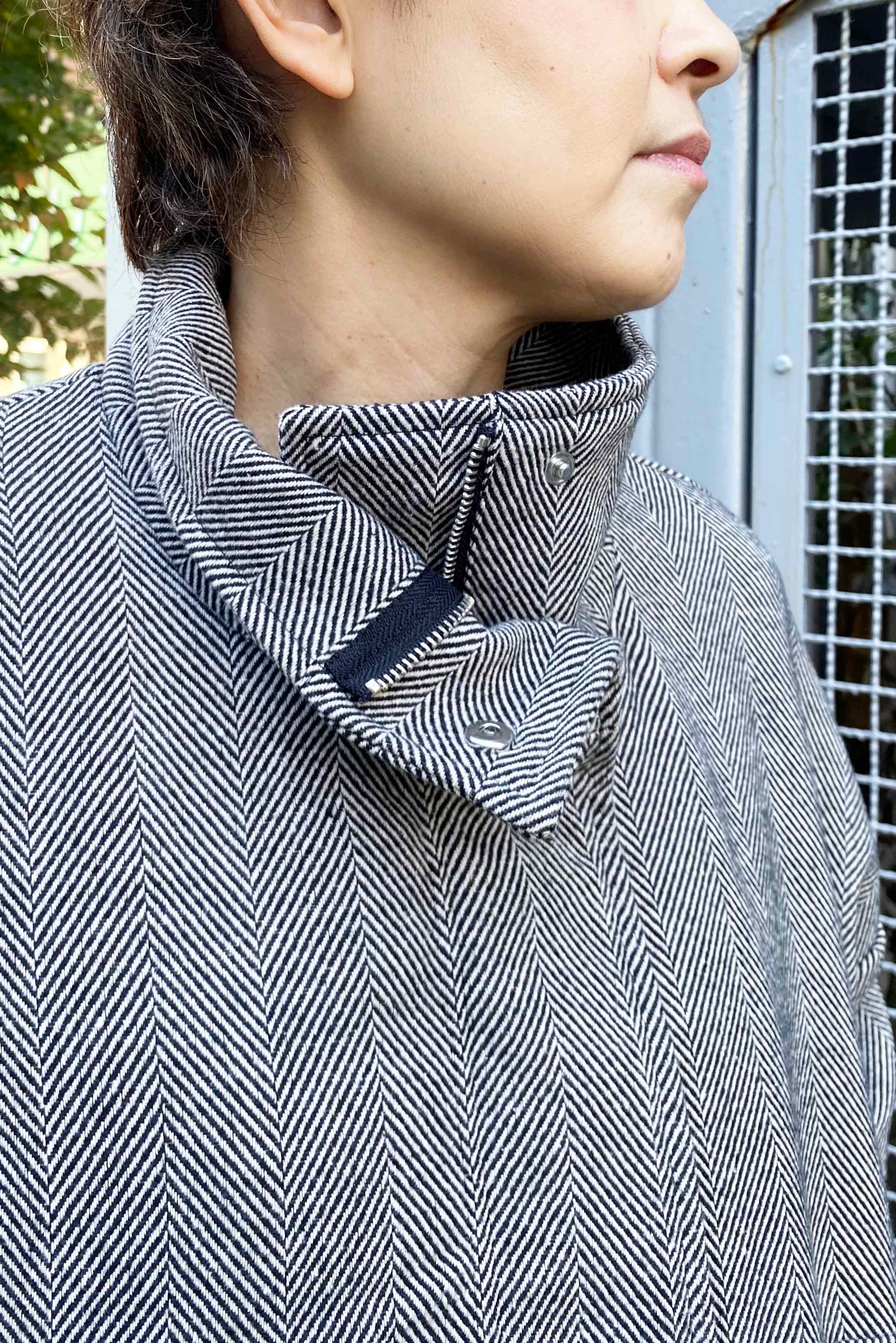 ヘリンボーンツイードハーフコート