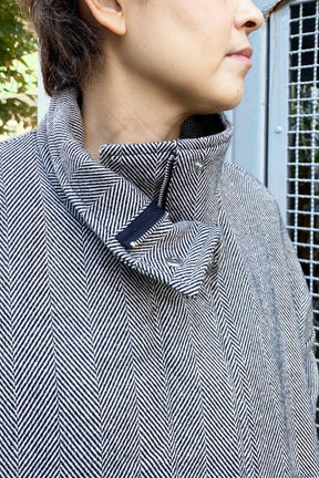 ヘリンボーンツイードハーフコート