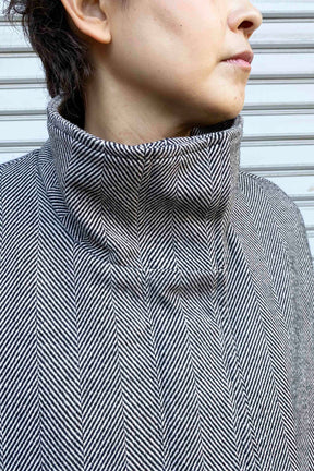 ヘリンボーンツイードハーフコート