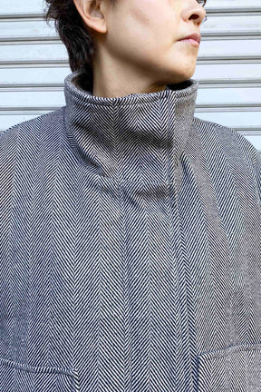 ヘリンボーンツイードハーフコート