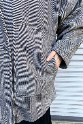 ヘリンボーンツイードハーフコート