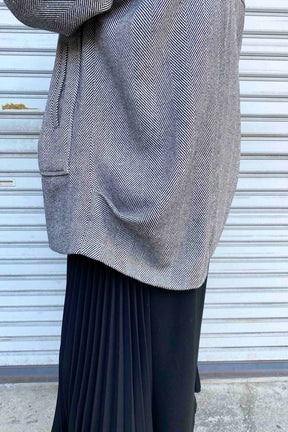 ヘリンボーンツイードハーフコート