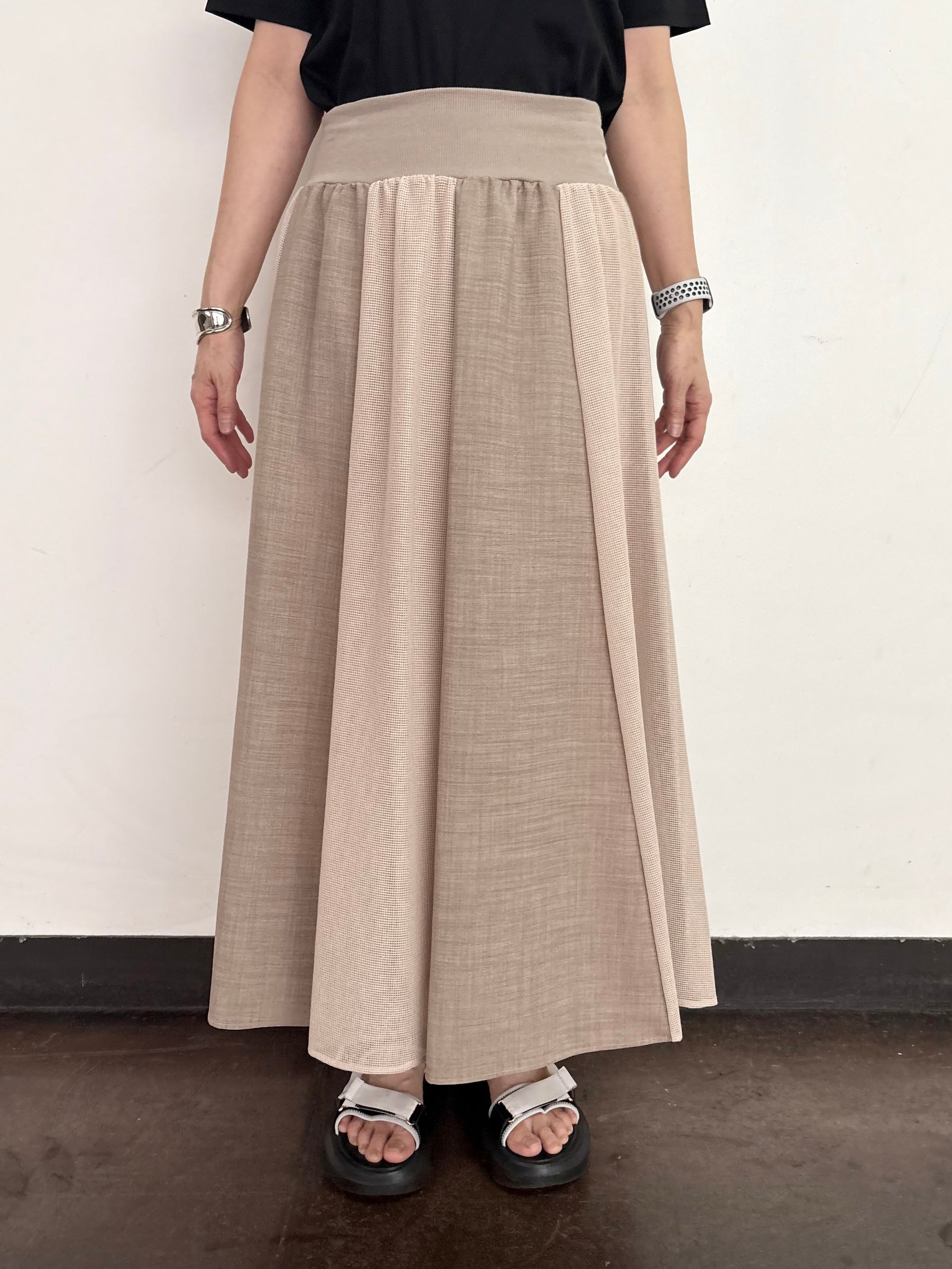 麻タッチ×メッシュ切替スカート