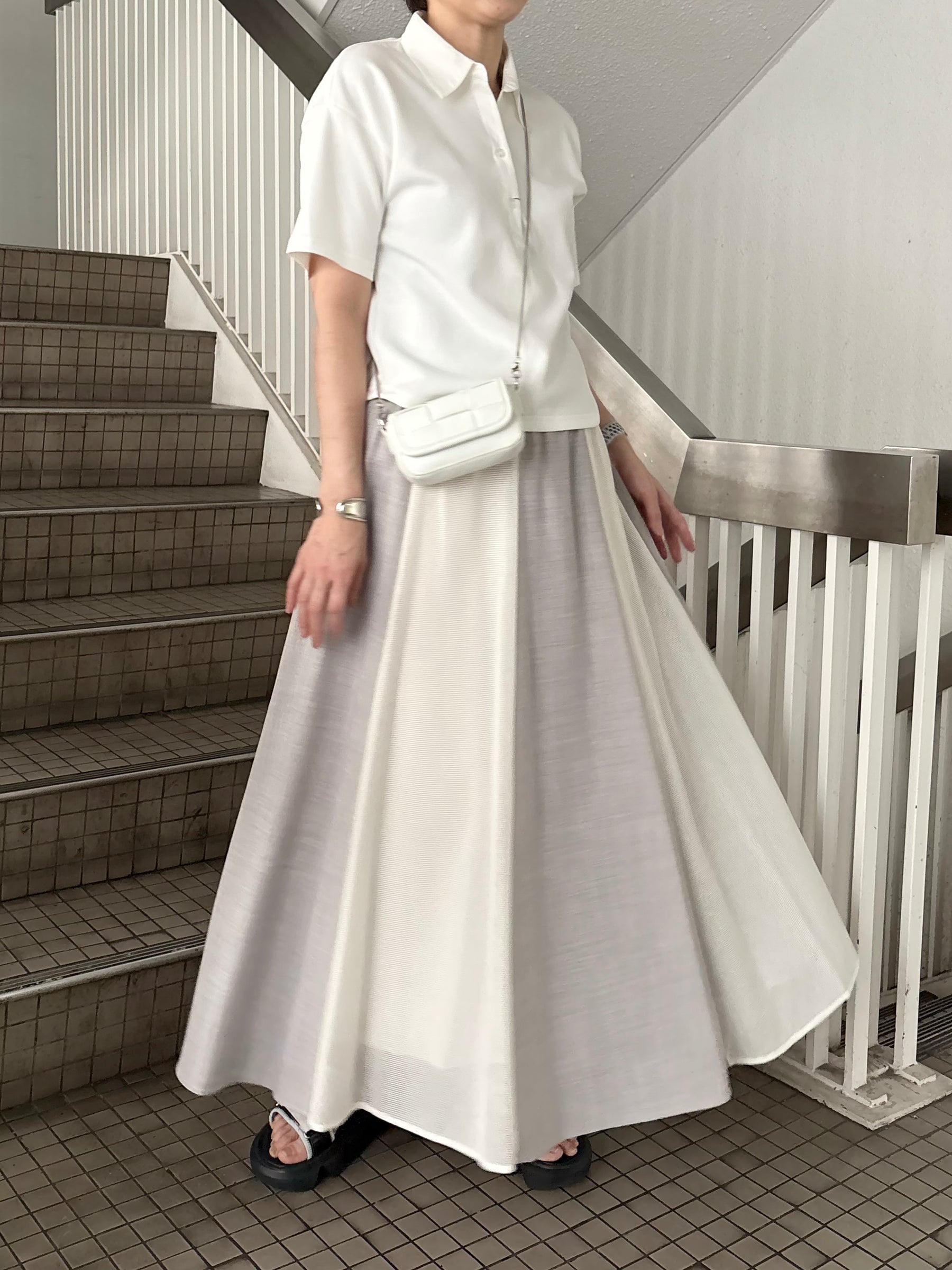 バックロゴカットポロシャツ