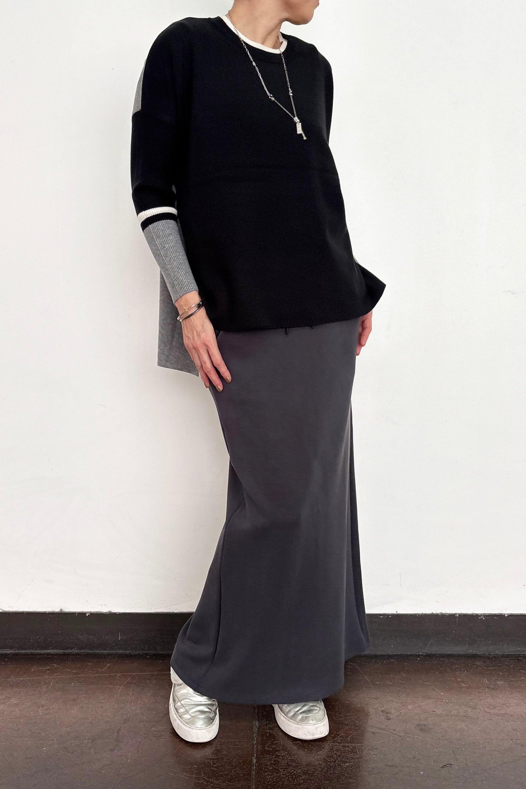 バイカラーオーバーニット