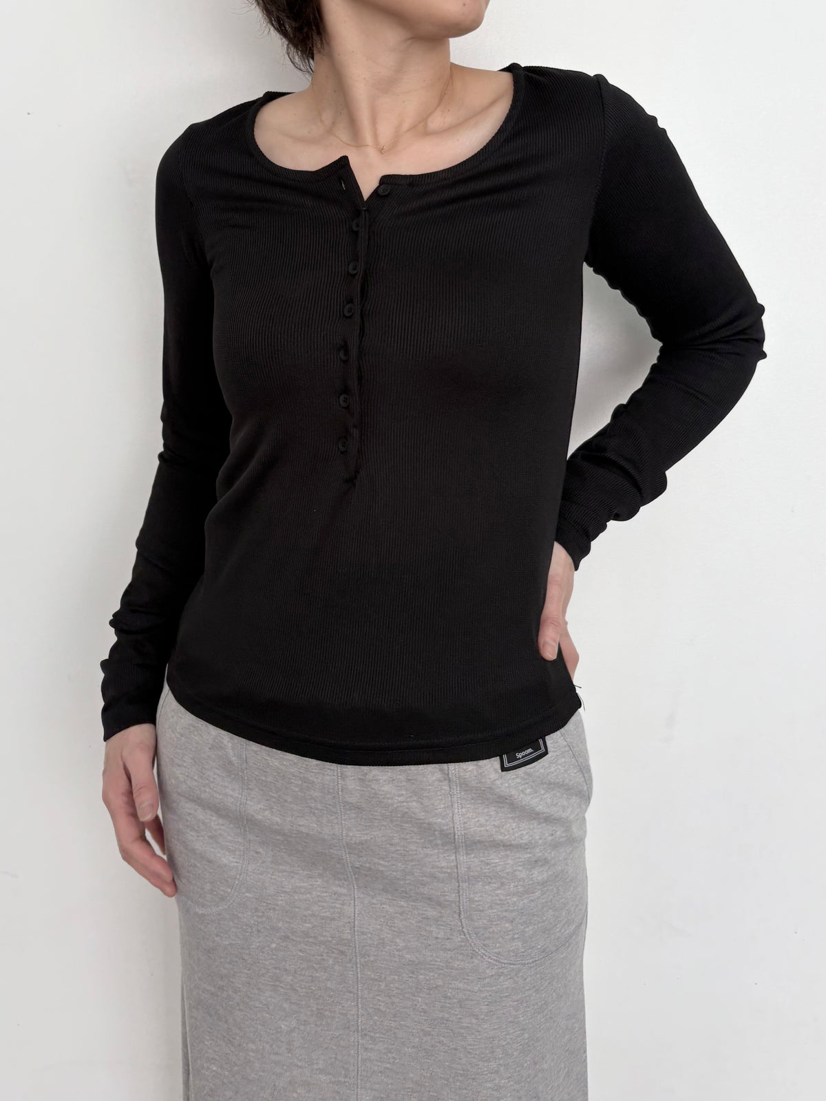 ヘンリーネックリブプルオーバー