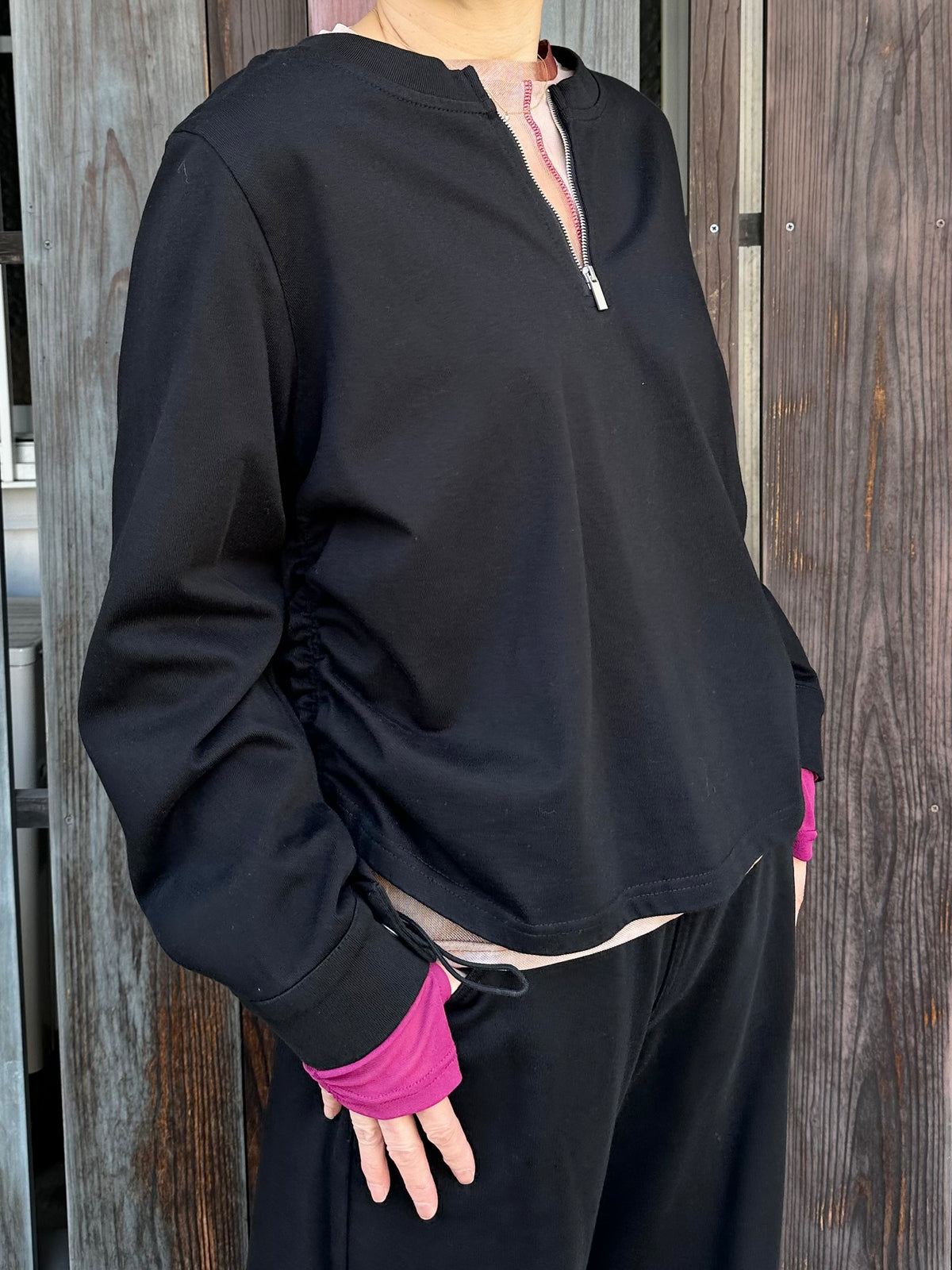 脇ドロストハーフZIP TOPS