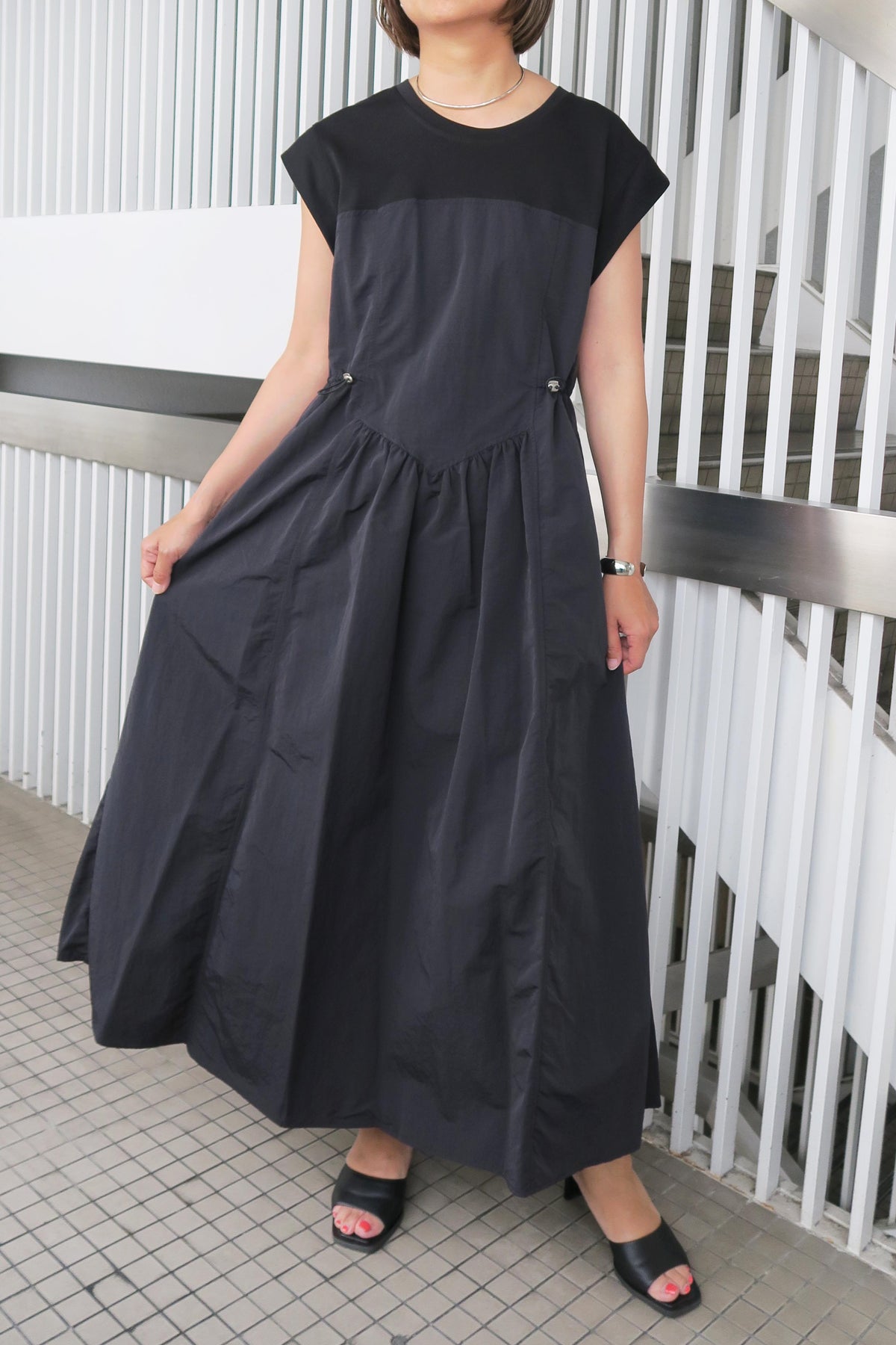 PaulineBleu (ポリーヌブロー) 異素材切替ギャザーワンピース 56981　ブラック