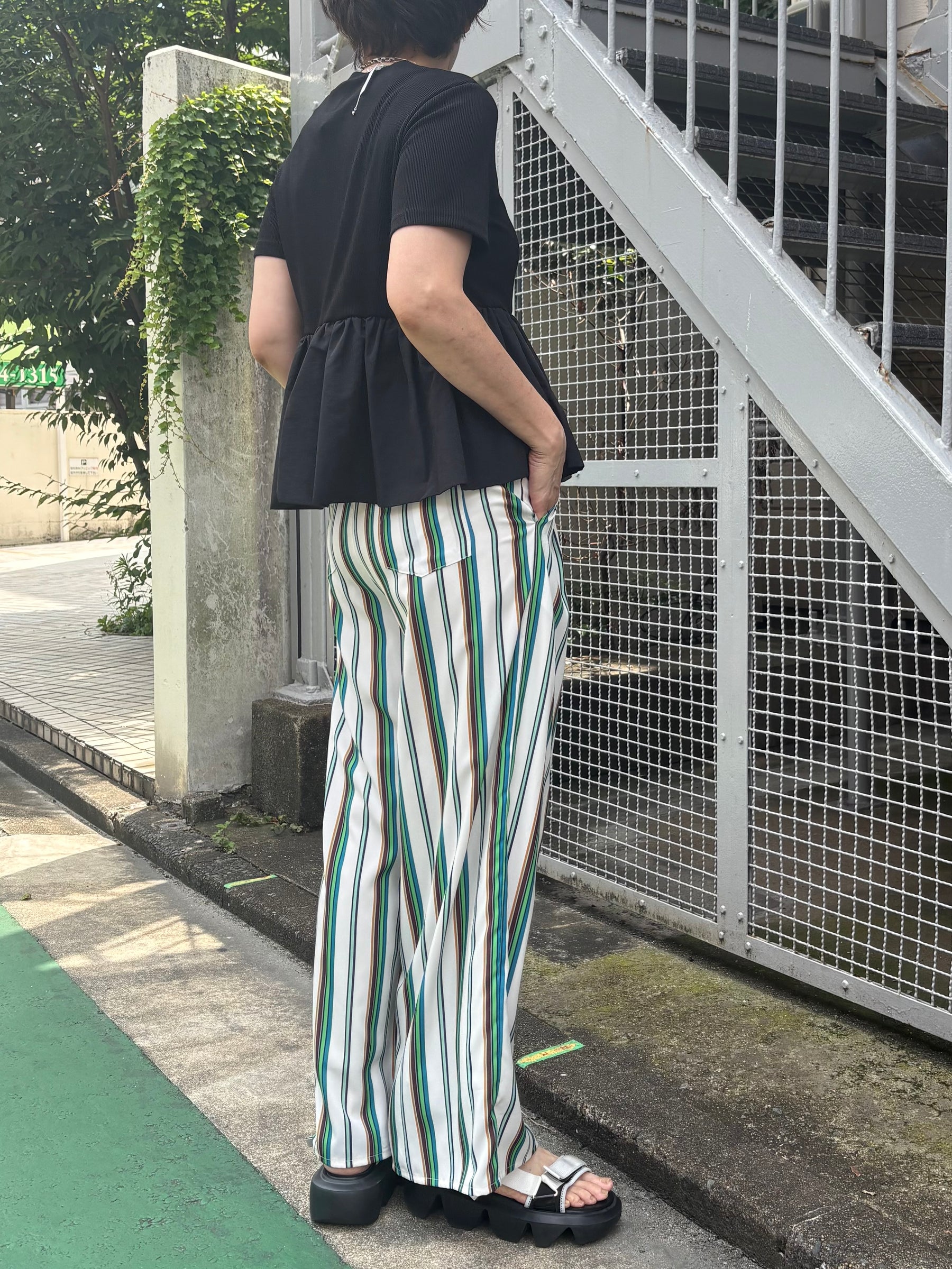 ナイロンペプラムテレコプルオーバー