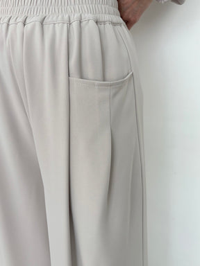 ポケットタックパンツ