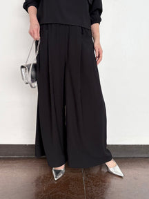 ポケットタックパンツ