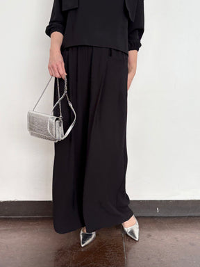 ポケットタックパンツ