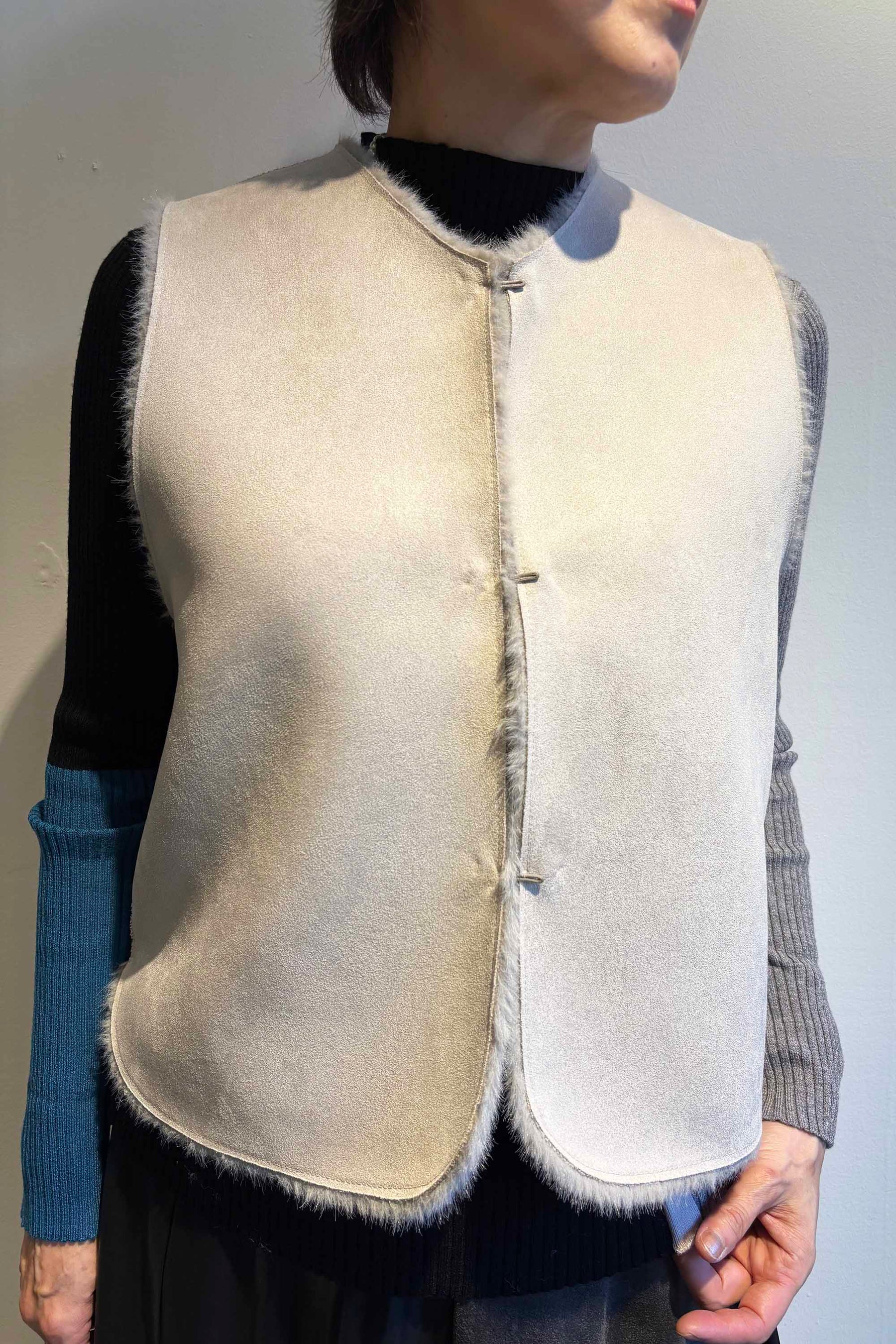 フェイクムートンリバーシブルベスト