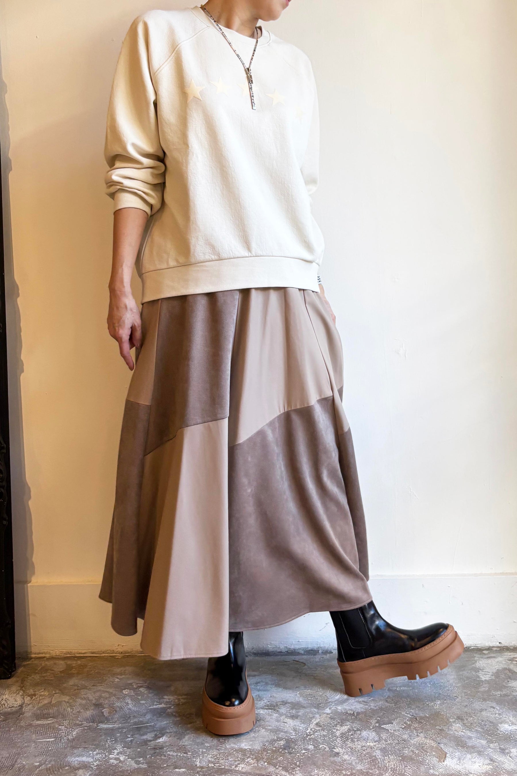 エコレザー＆スウェードハギスカート