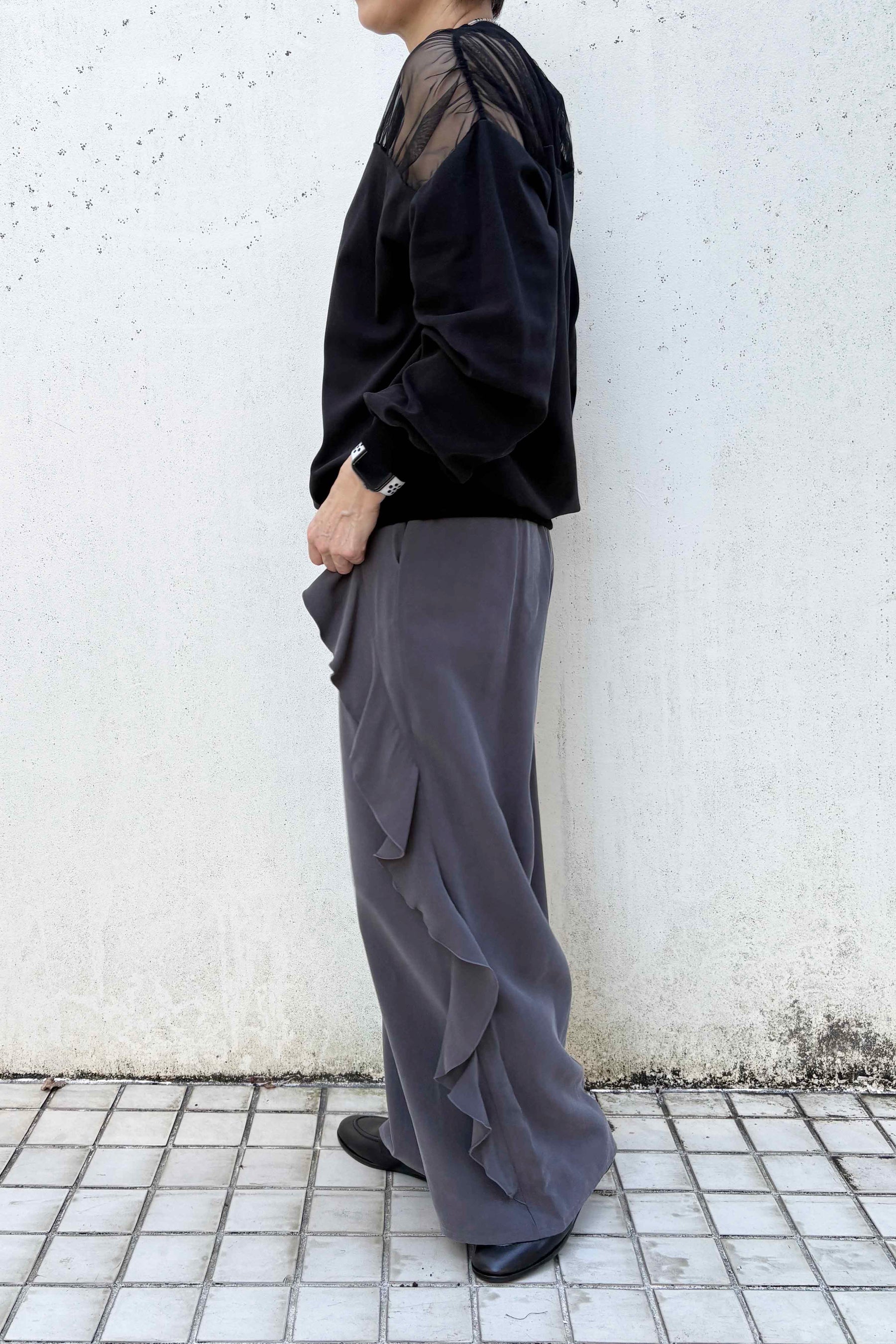 デコルテシアートップス