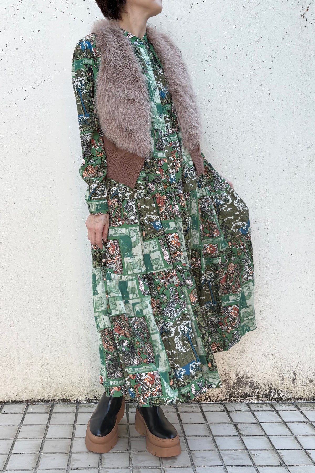 フェイクファーベスト