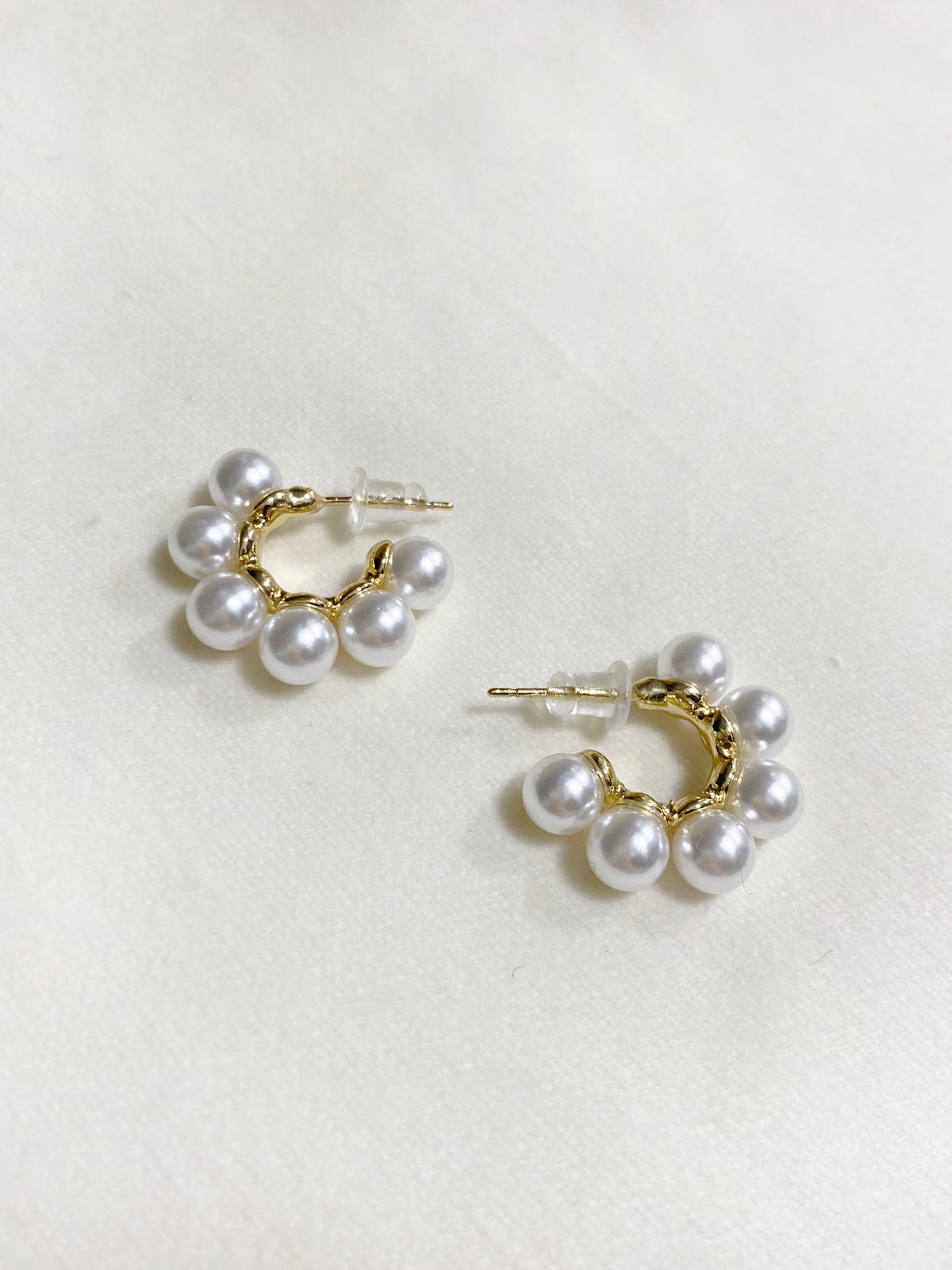パールフープピアス