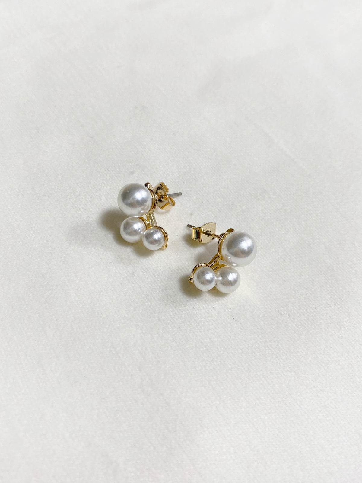 3パールピアス