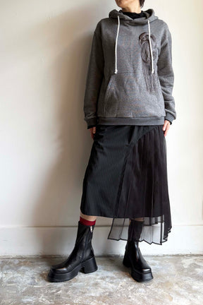 タイムエンブロイダリーパーカー