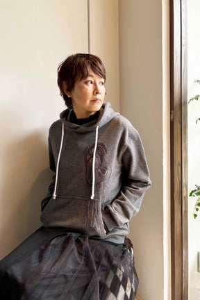 タイムエンブロイダリーパーカー