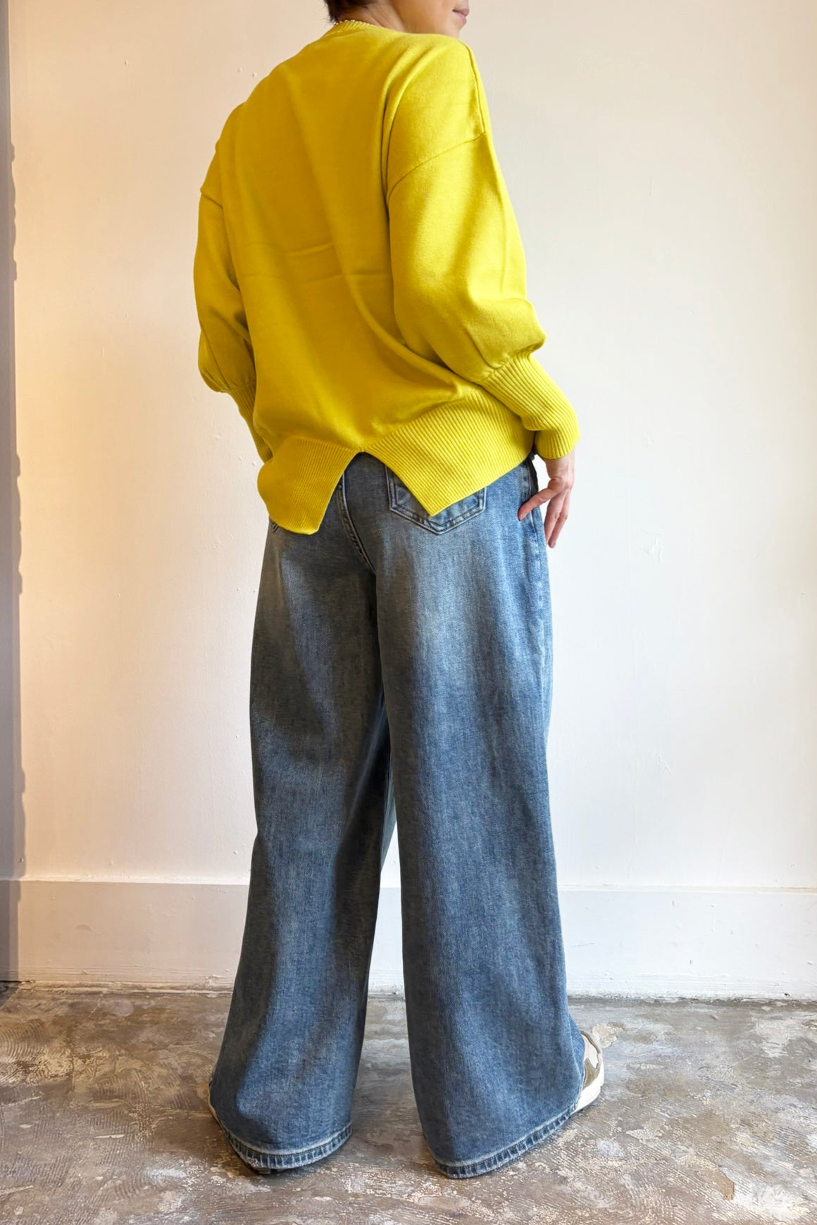 バックスリットニットプルオーバー