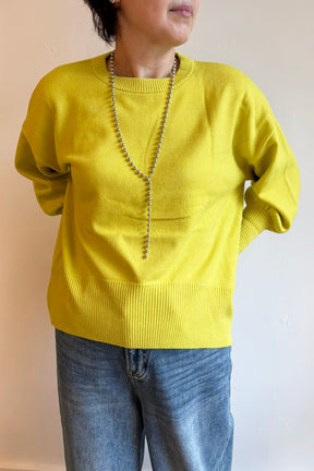 バックスリットニットプルオーバー