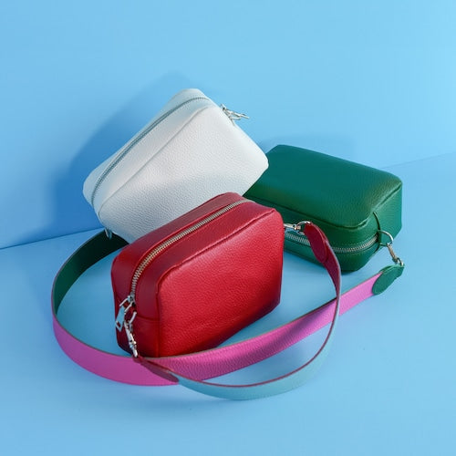 【期間限定】 kotty ポーチバッグ シュリンクレザー