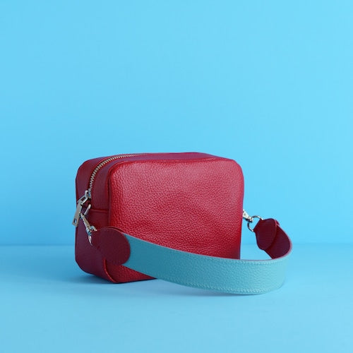 【期間限定】 kotty ポーチバッグ シュリンクレザー