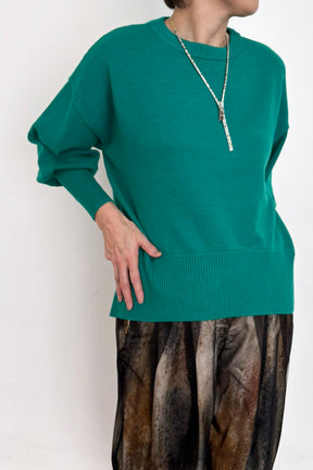 バックスリットニットプルオーバー