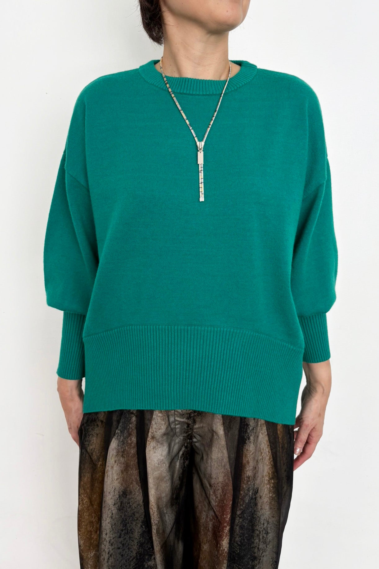 バックスリットニットプルオーバー