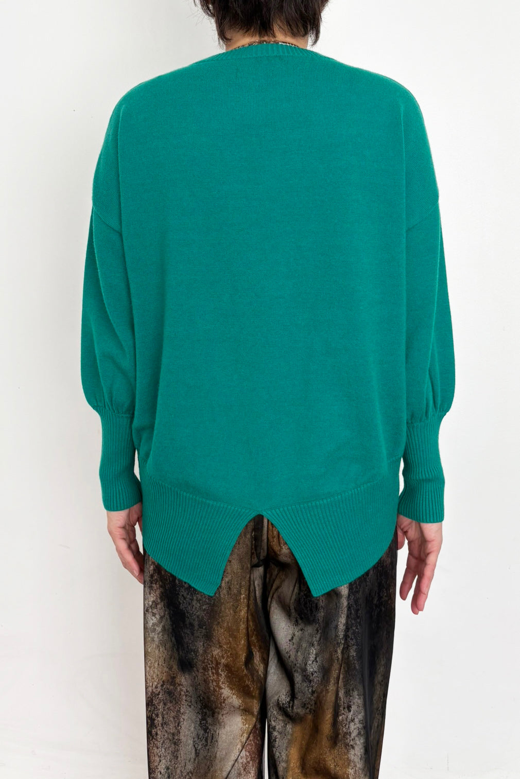 バックスリットニットプルオーバー