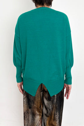 バックスリットニットプルオーバー