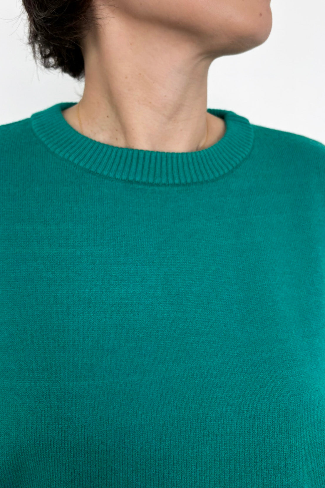 バックスリットニットプルオーバー