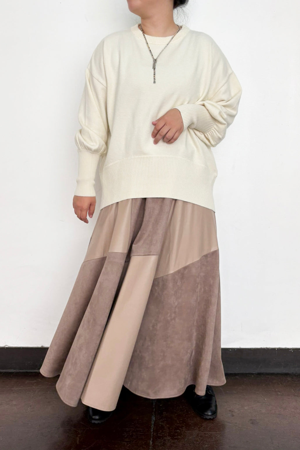 バックスリットニットプルオーバー