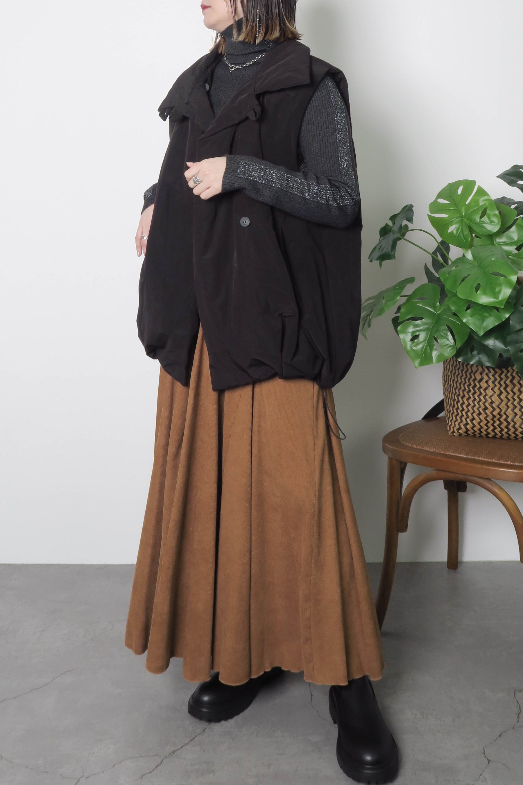 PaulineBleu(ポリーヌブロー) サイドラメラインタートルニット 36469　チャコール