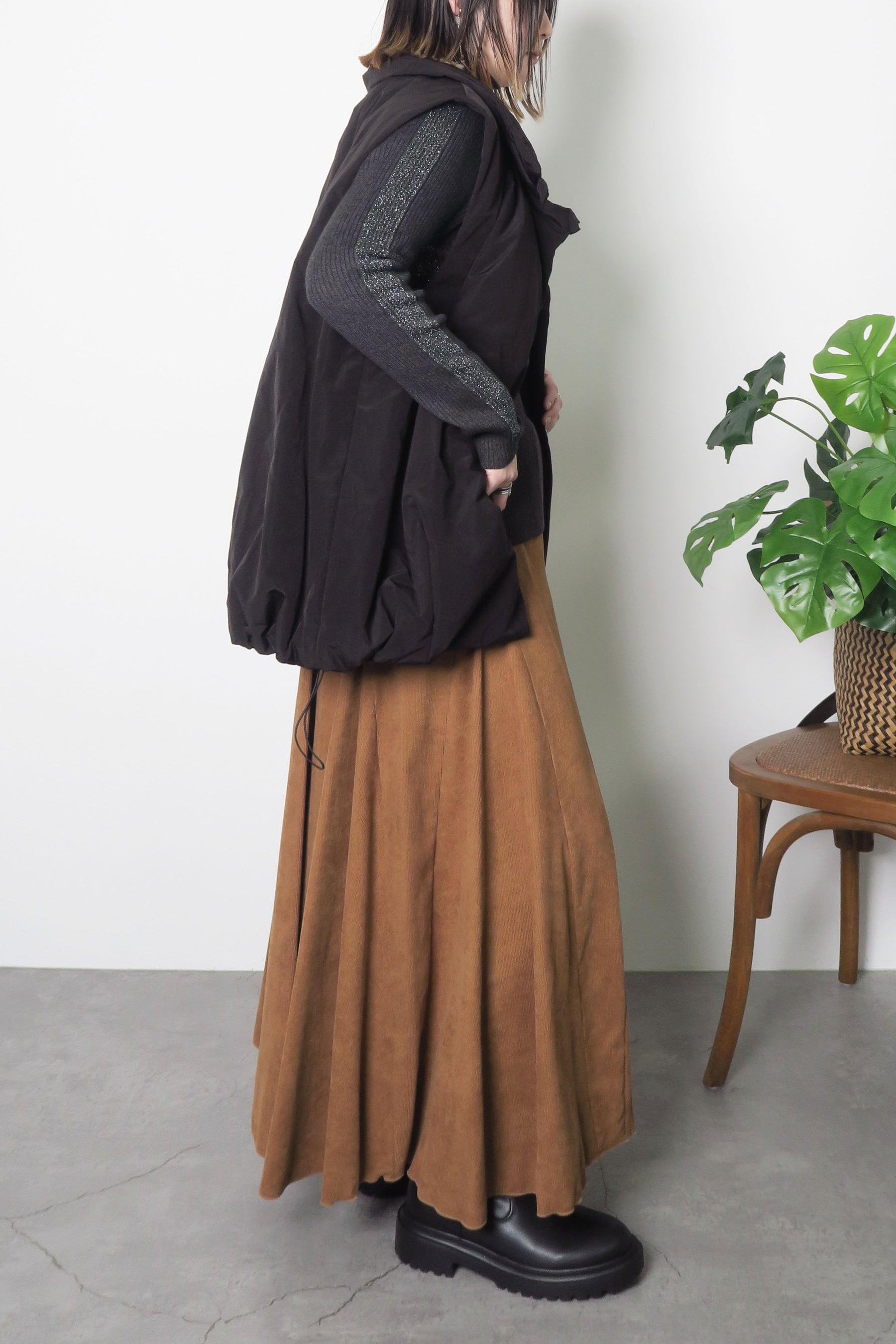 PaulineBleu(ポリーヌブロー) サイドラメラインタートルニット 36469　チャコール