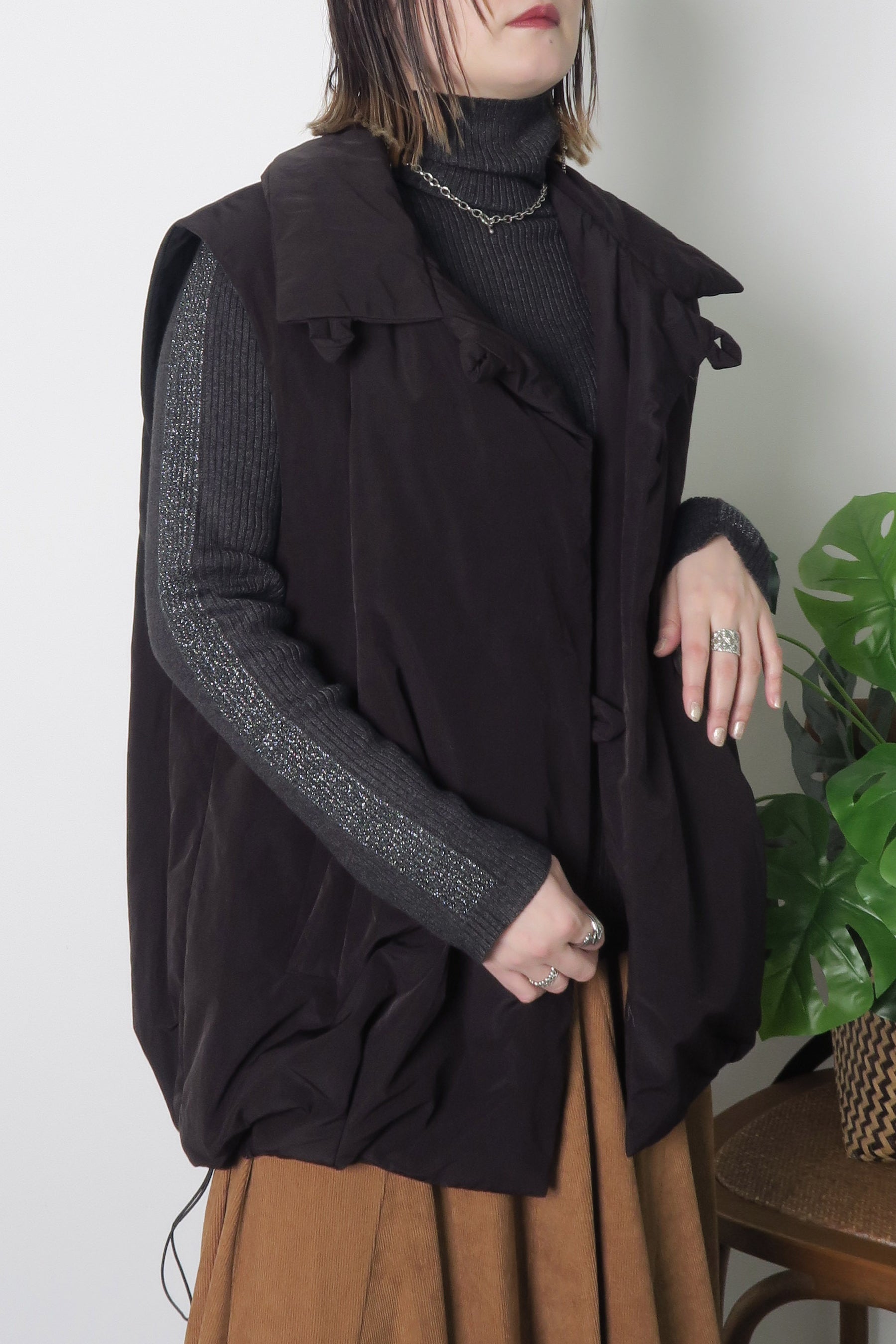 PaulineBleu(ポリーヌブロー) サイドラメラインタートルニット 36469　チャコール