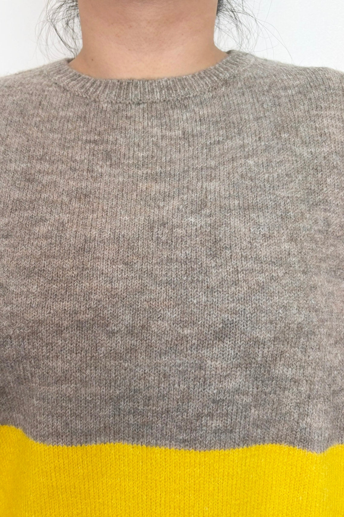 配色エアリーニット