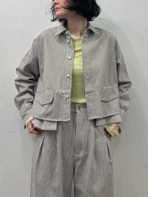 ポケットデザインクロップドシャツ