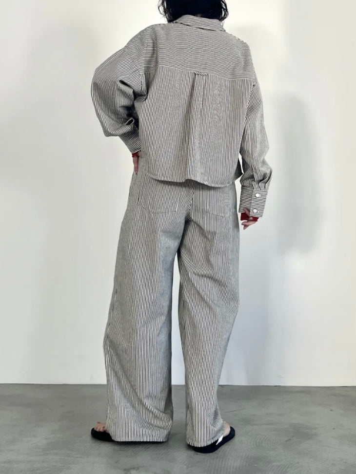 ポケットデザインクロップドシャツ