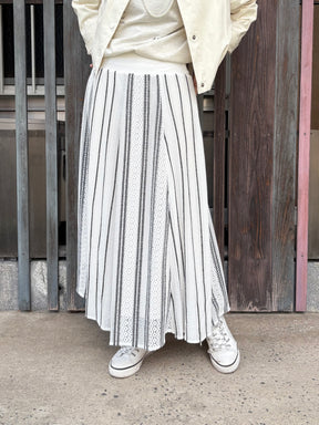 ラッセルレースストライプスカート