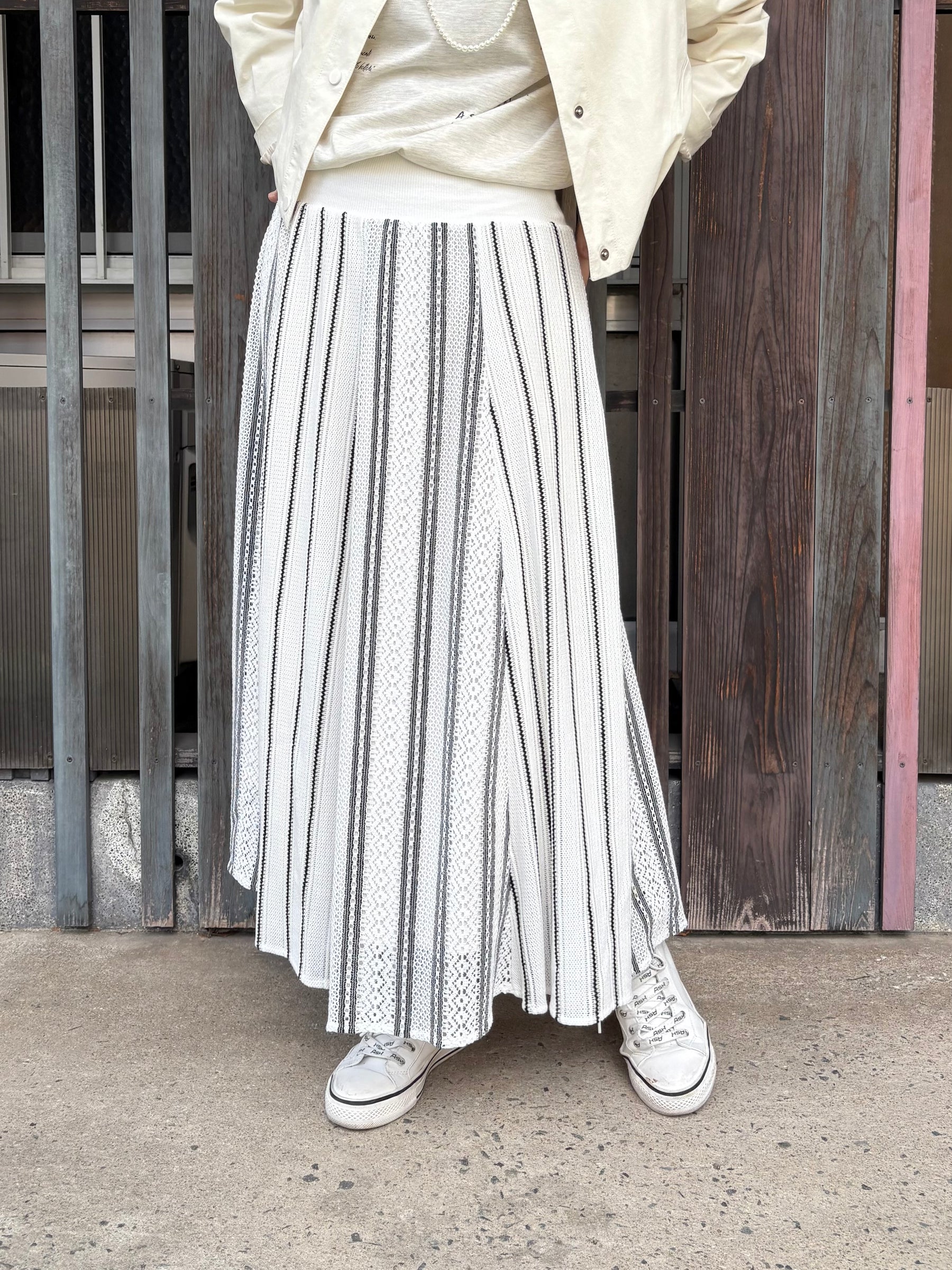 ラッセルストライプスカート