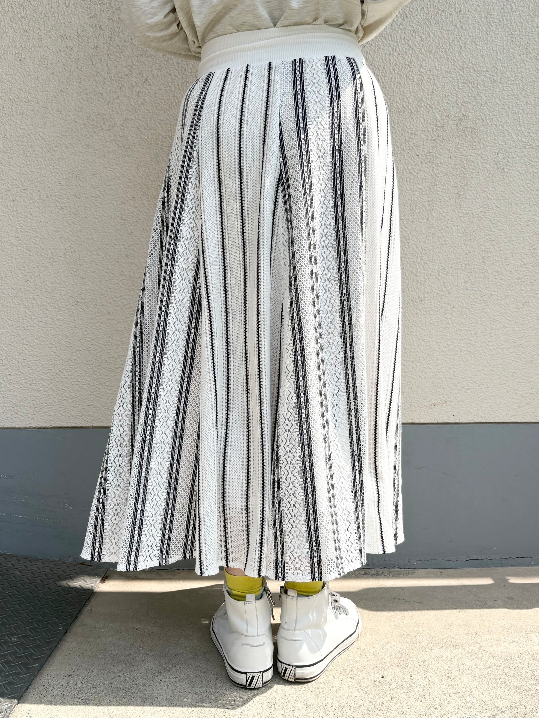 ラッセルレースストライプスカート