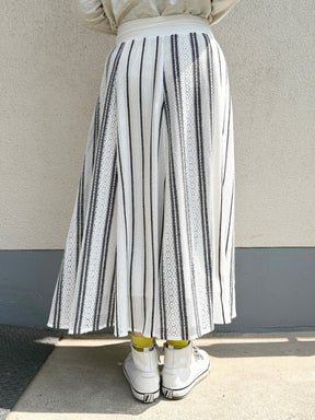ラッセルレースストライプスカート