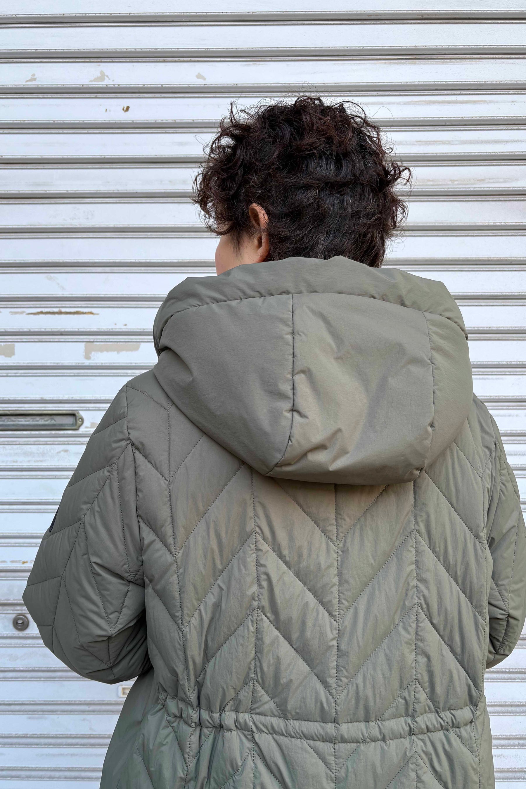 キルティングダウンコート